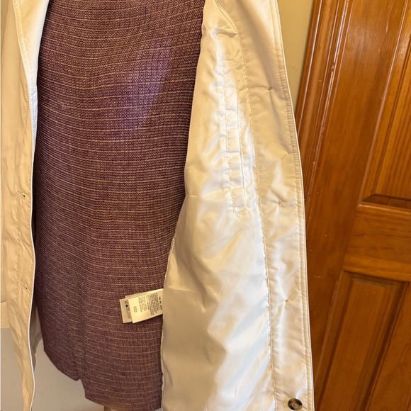 Columbia lightweight coat Lg off white - Picture 5 of 6